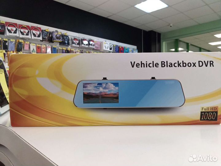 Видеорегистратор зеркало с функцией парковки