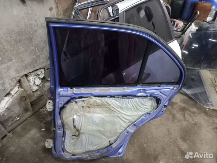 Дверь на hyundai accent