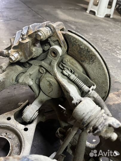 Задний кулак hyundai elantra 4 HD