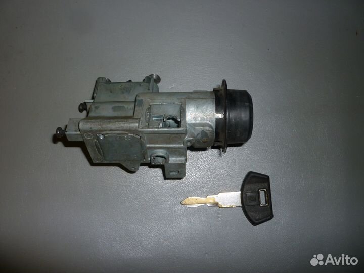 Замок зажигания Chevrolet Cavalier II 2.2