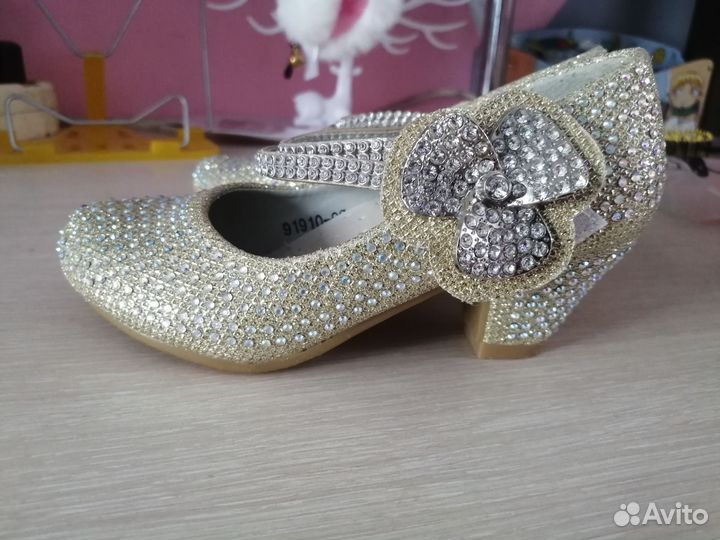 Туфли для девочки 29 размер