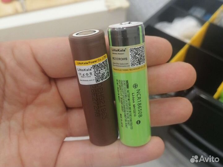 Зарядное устройство и акб 18650