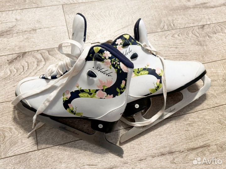 Коньки фигурные 35 размер