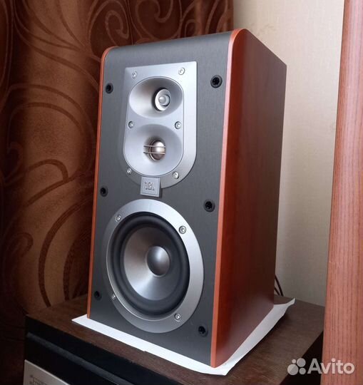 Акустические колонки JBL ES-20