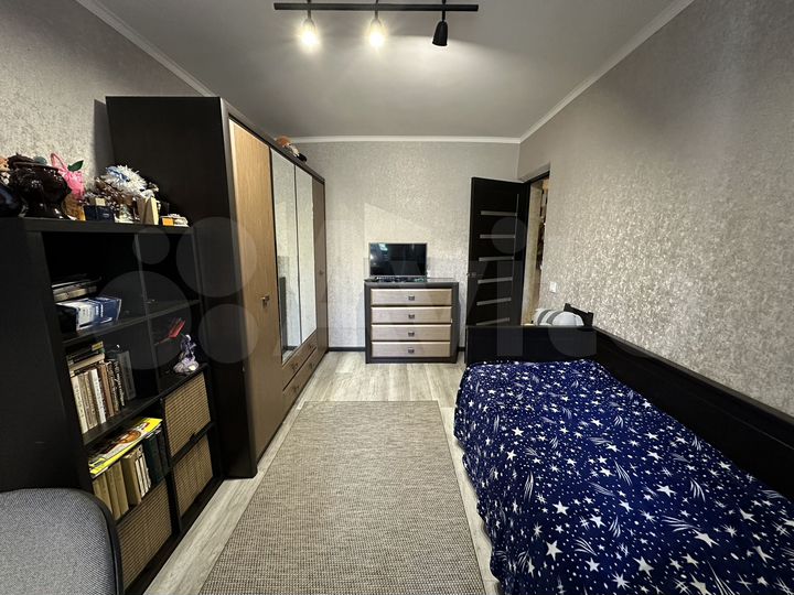 2-к. квартира, 56 м², 2/5 эт.