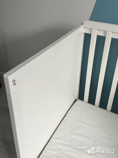 Кроватка IKEA с матрасом