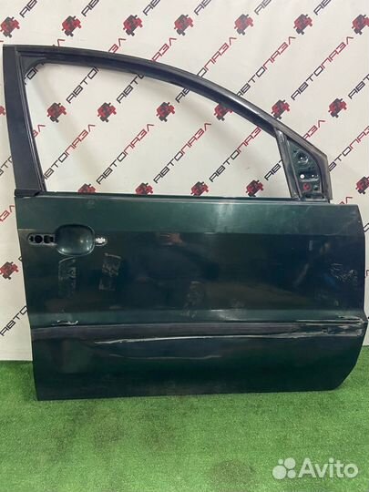Передняя правая дверь Ford fusion