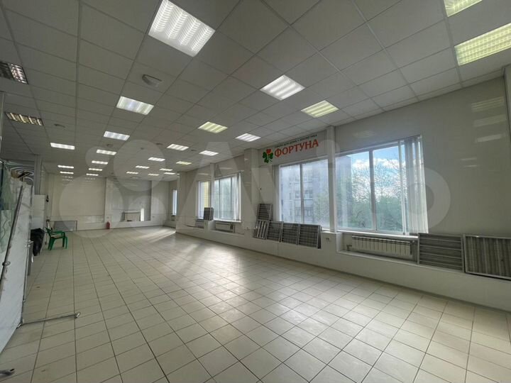 Торговая площадь в ТЦ Ахуны, 120 м²