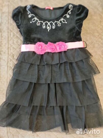 Платье фирмы Пеликан