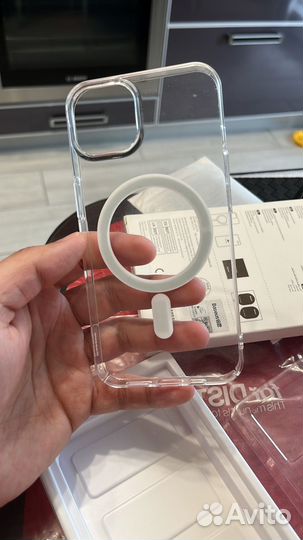 Чехол для iPhone 13 Baseus для MagSafe прозрачный