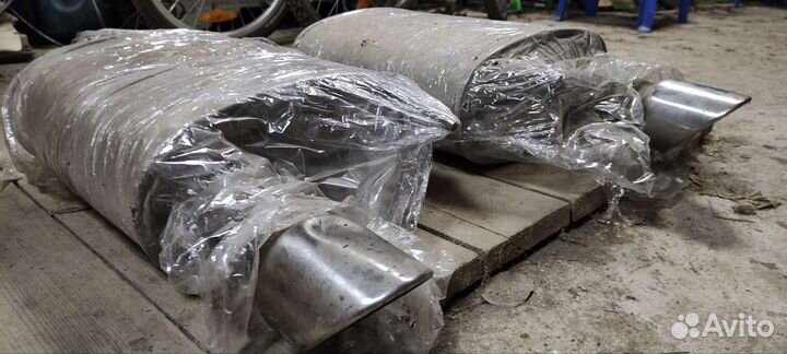 Задняя часть глушителя ford mustang 2022г