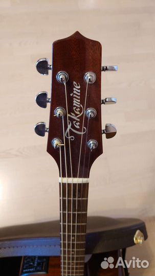 Акустическая гитара takamine