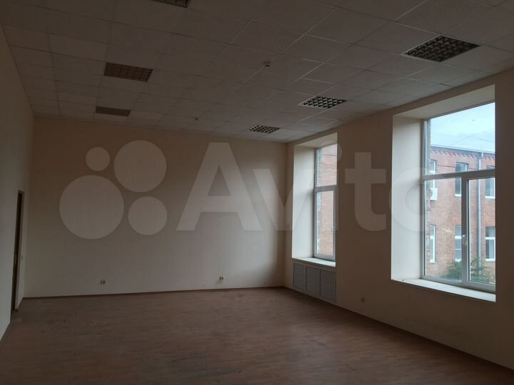 Офис, 2000 м²