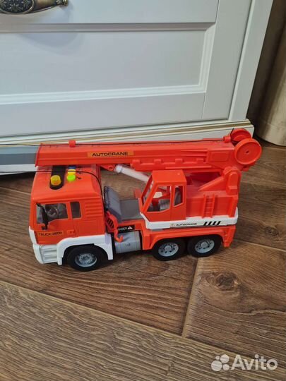 Экскаватор с шуруповертом