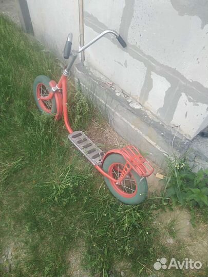 Детский самокат по бездорожью