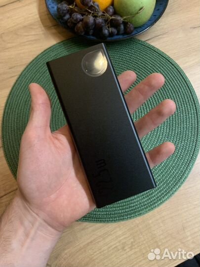 Повербанк на 10000 мАч