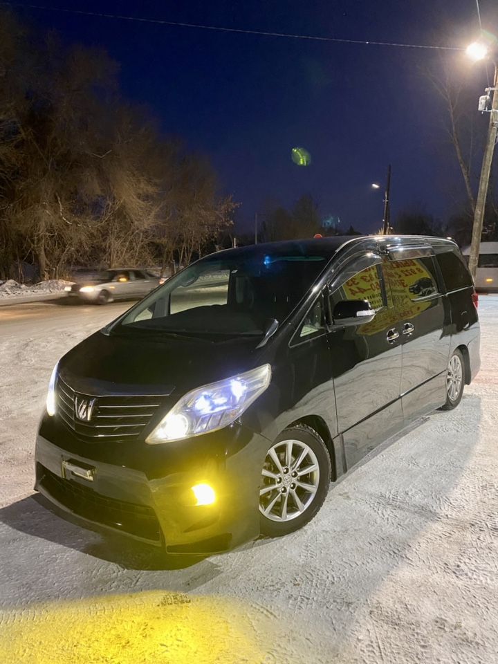 Toyota Alphard: фото владельца