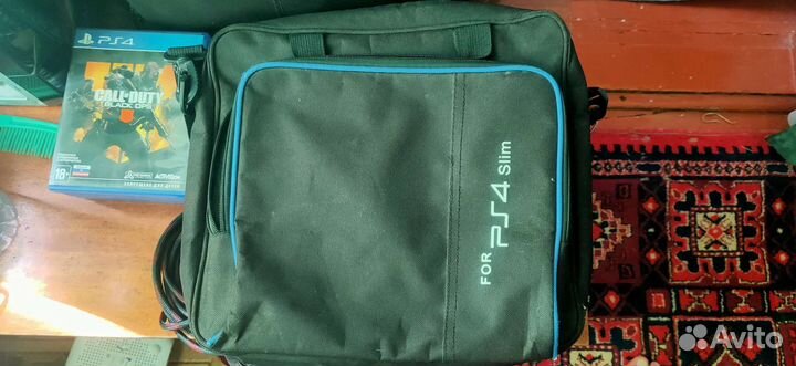 Sony playstation 4 PS4 slim 1tb