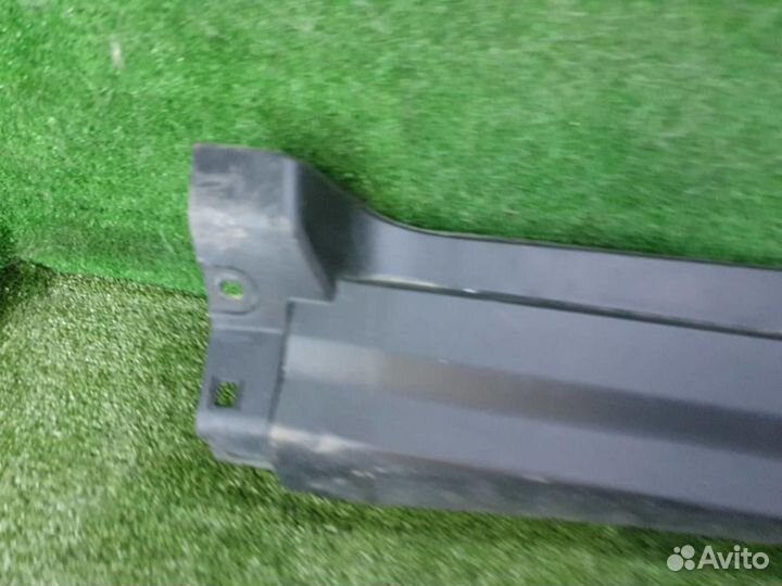 Накладка порога правая Maserati Levante (2016-2020