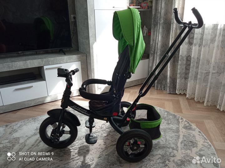 Трехколесный велосипед