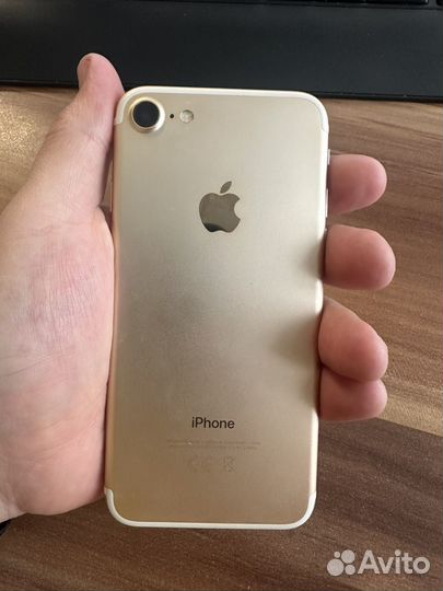 iPhone 7, 32 ГБ