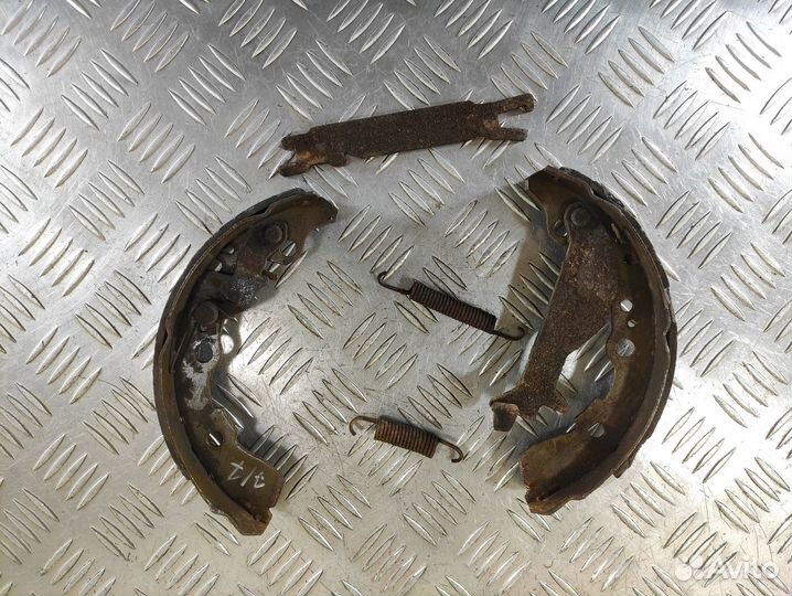 Механизм ручника Daihatsu Atrai 7