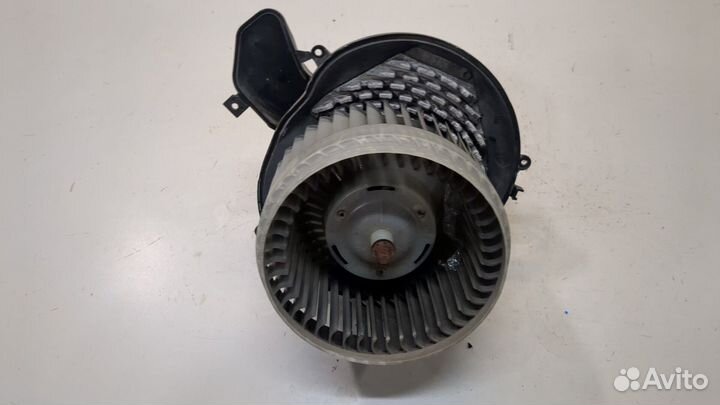 Двигатель отопителя Volvo XC90