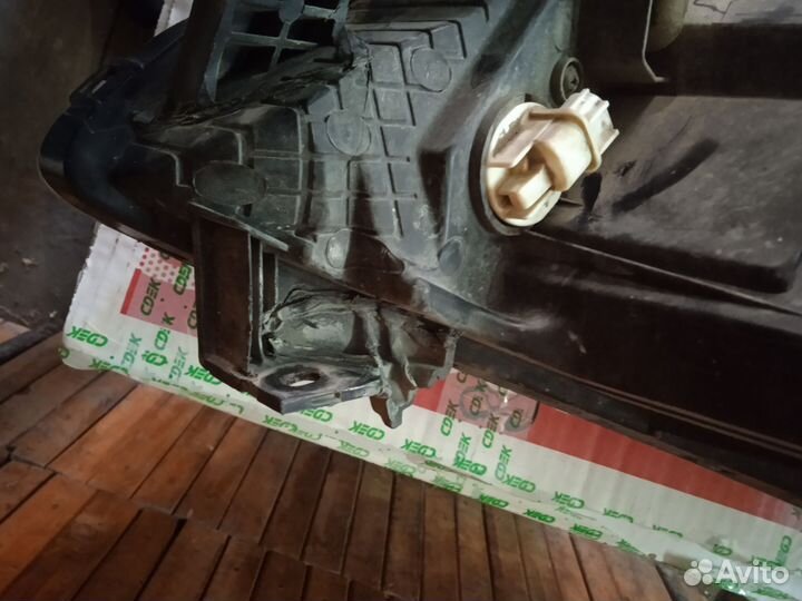 Левая фара на hyundai solaris 1