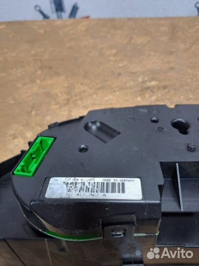 Панель приборов Audi A4 1.9TDI 1998