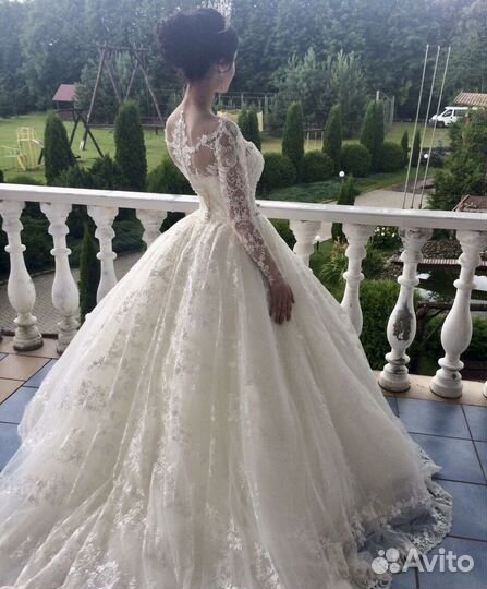 Свадебное платье