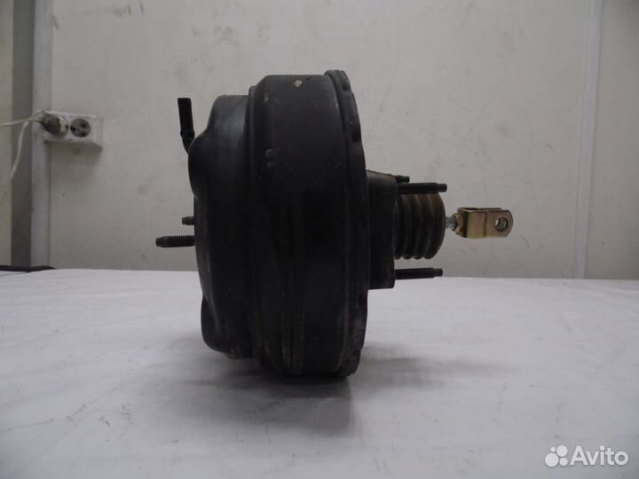 Усилитель тормозов вакуумный Hyundai Elantra 2000