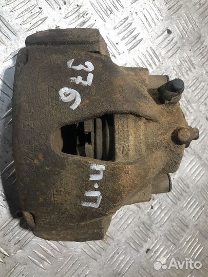 Суппорт передний правый Opel Astra H