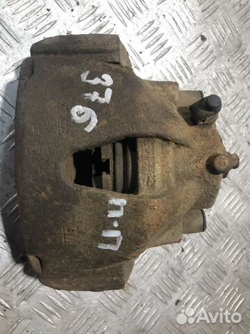 Суппорт передний правый Opel Astra H