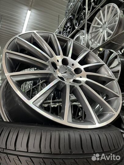 Диски одной ширины R17 5*112 Mercedes спицы