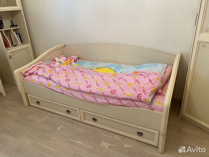 Детский спальный гарнитур