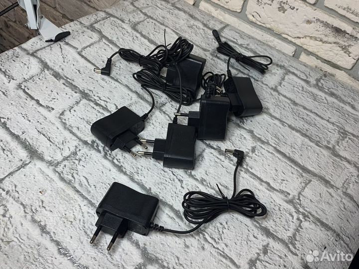 Зарядное устройство для весов