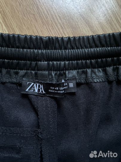 Джоггеры из экокожи Zara