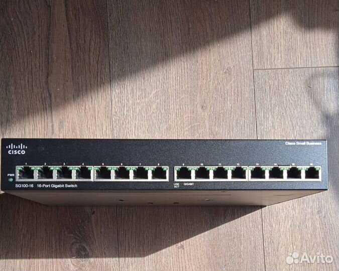 Коммутатор cisco SG100-16 v2