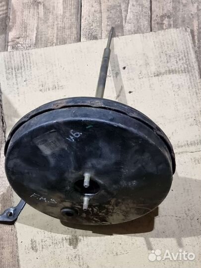 Усилитель тормозов вакуумный Ford Mondeo 3