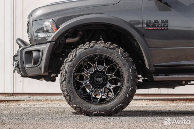 Диски Moto Metal R20 5x127 для Jeep Wrangler