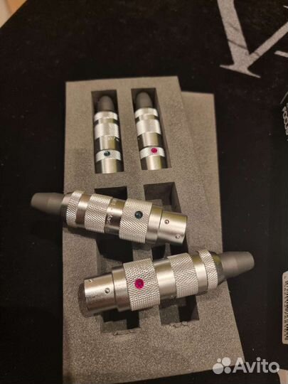 Топовые XLR разъемы oyaide focus 1