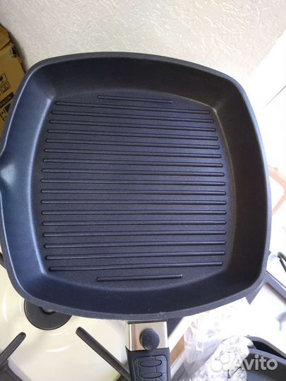 Сковорода-гриль Rondell Escurion 28х28 см