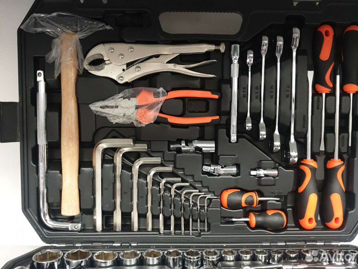 Набор инструментов 132