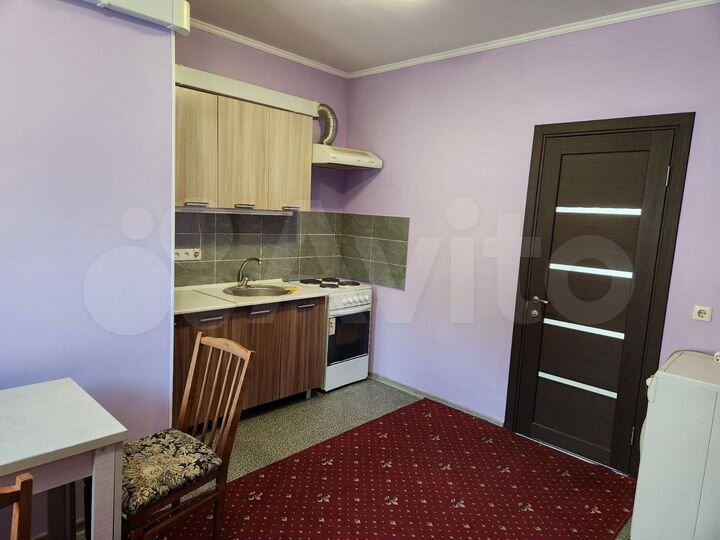 2-к. квартира, 90 м², 1/2 эт.