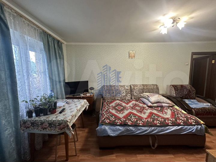 3-к. квартира, 60 м², 3/5 эт.