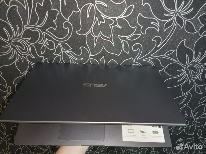 Ноутбук Asus VivoBook