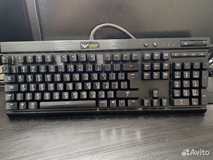 Механическая клавиатура corsair k70 rgb