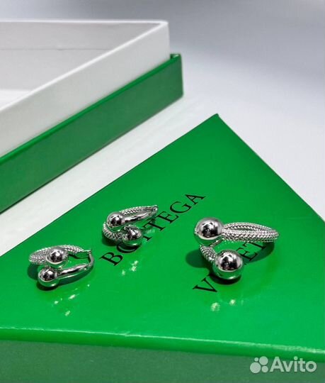 Серьги кольцо Bottega Veneta