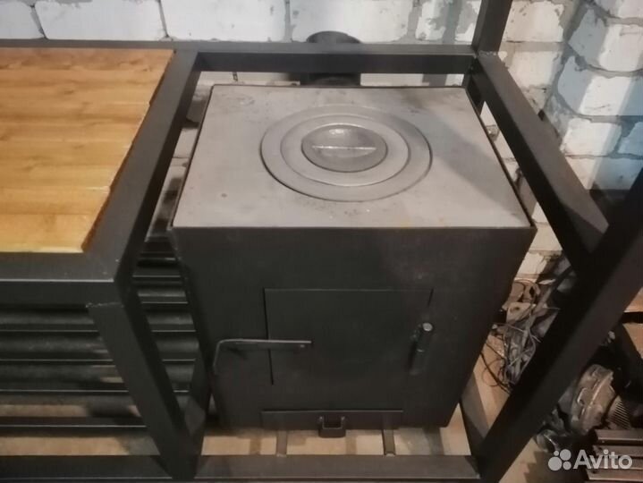 Мангальная зона с крышей