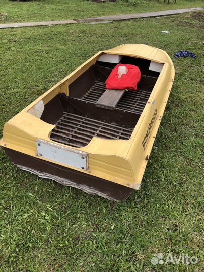 Лодка с жеским корпусом 